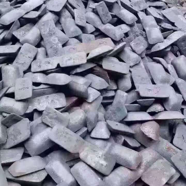 ձ